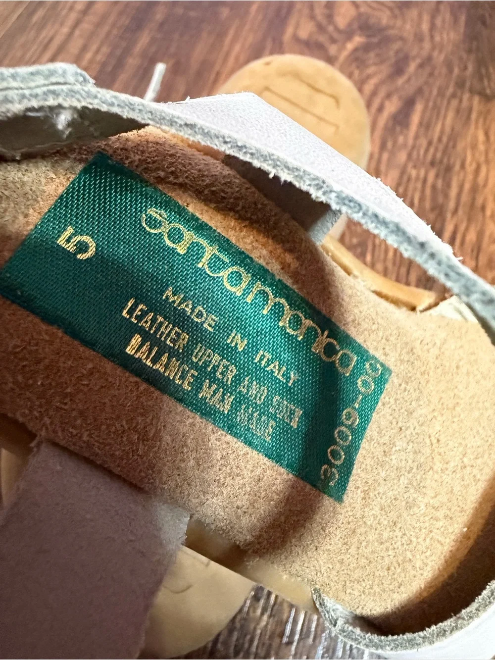 Vintage Italian White Leather Buckle Sandals